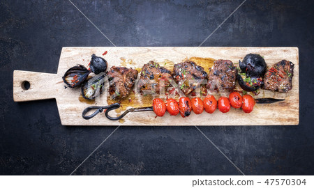 Barbecue t-bone lamb steak Barbecue t-bone lamb steak 47570304