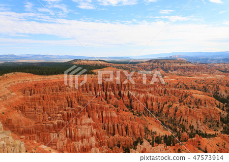 Panorama from Bryce Canyon National Park, USA 47573914