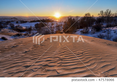 Parade meadow, Inner Mongolia, China Parade meadow, Inner Mongolia, China 47578066