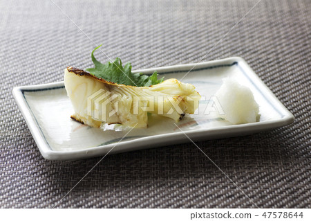 Grilled chicken cooked 1 Grilled chicken cooked 1 47578644