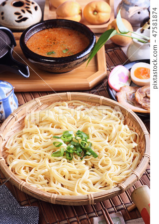 Japanese dipping noodles, tsukemen ramen Japanese dipping noodles, tsukemen ramen 47581874