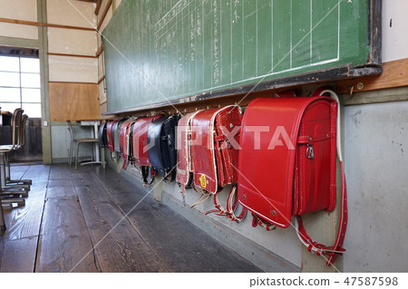 Old Tokaikyo Junior Elementary School Building: Historic building in Okayama Prefecture Maniwa City (formerly Maniwa-gun Kisencho) 47587598