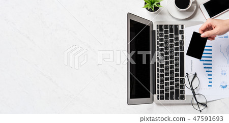  E-shopping online shopping mockup online payment 47591693