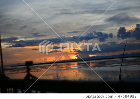 Sunset view of Mactan, Cebu, Philippines 47594982