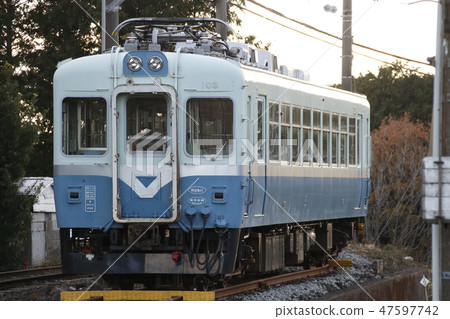 Izukyu Line 100 series train Izukyu Line 100 series train 47597742