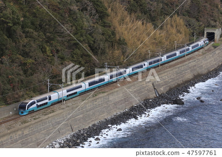 Going along the coast, limited express super view dancer 47597761