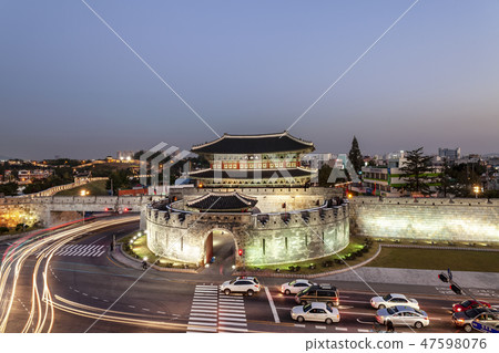 Suwon Hwaseong Suwon Hwaseong 47598076