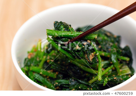 Sesame with spinach Sesame with spinach 47600259
