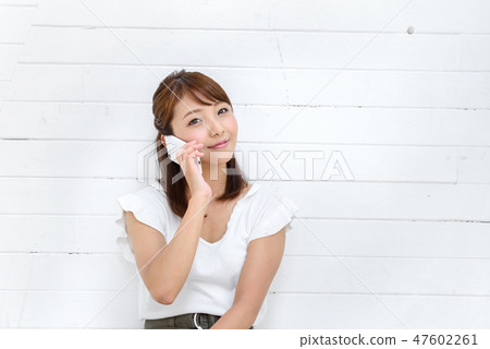 Smartphone female 47602261