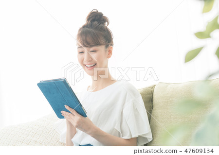 digital tablet, tablet, tablets 47609134
