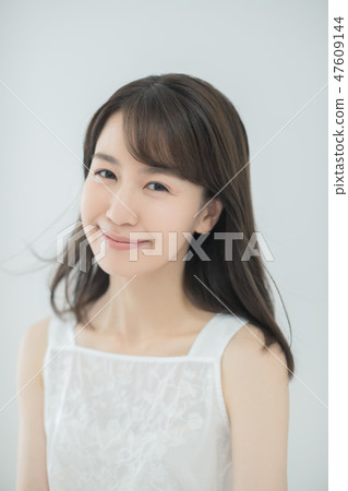 女生 女孩 女性 47609144