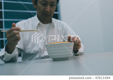 警官 警察 男人 47611494
