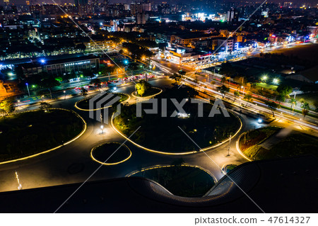 臺灣高雄衛武營都會公園Asia Taiwan Kaohsiung Park 47614327