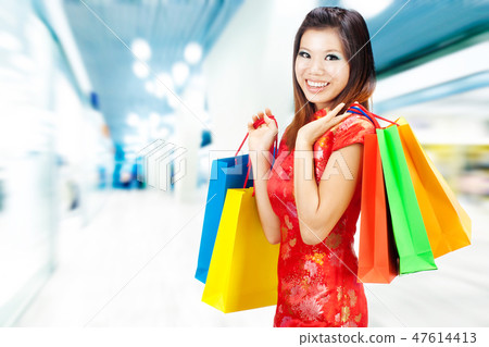 Chinese New Year Shopping Chinese New Year Shopping 47614413