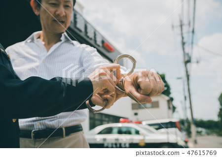apprehension, arrest, handcuff 47615769