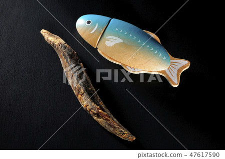 Fish and bonito 47617590