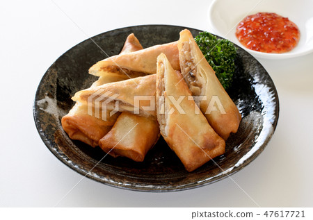 Fried spring roll 47617721