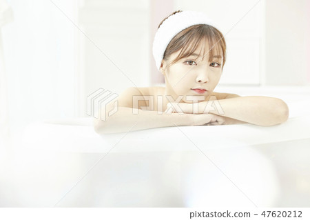年輕女子,浴,淋浴,浴室 年輕女子,浴,淋浴,浴室 47620212