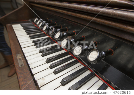 old keyboard musical instruments old keyboard musical instruments 47620615