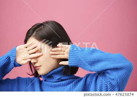 漂亮女性肖像 47623874