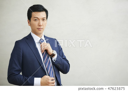 做穿衣的商人 做穿衣的商人 47623875