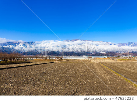 Mt. Mt. Mountain, snowy landscape, winter, Southern Alps Mt. Mt. Mountain, snowy landscape, winter, Southern Alps 47625228