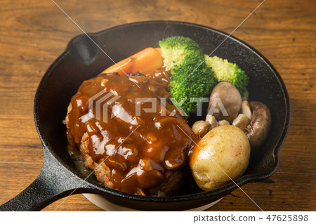 漢堡牛排美味的漢堡牛排 47625898