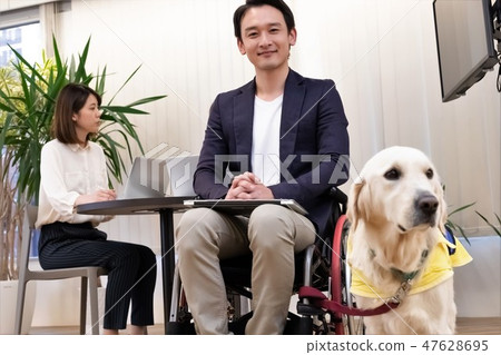 日本環球模特協會監督物資業務現場輪椅 日本環球模特協會監督物資業務現場輪椅 47628695