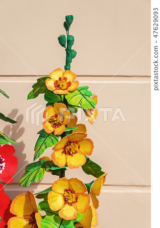 Artificial plastic flowers 47629093