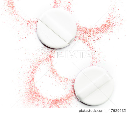 Sponge for rouge or powder among the circles of loose cosmetics. 47629685