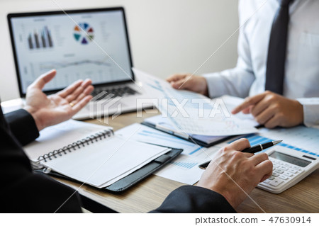 Executive business people team brainstorming on meeting to confe Executive business people team brainstorming on meeting to confe 47630914