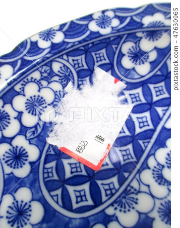 在盤子上的價格標籤密封不能乾淨地清洗 47630965