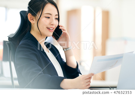 女商人電話 女商人電話 47632353