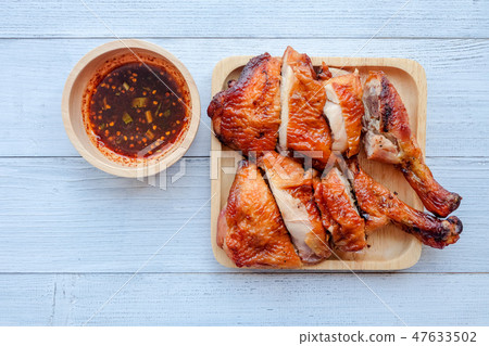 juicy grilled chicken wing with Thai Style sauce 47633502