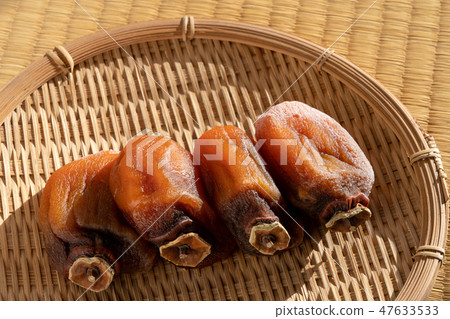 Yamanashi prefecture wilted persimmon (dried persimmon) 47633533