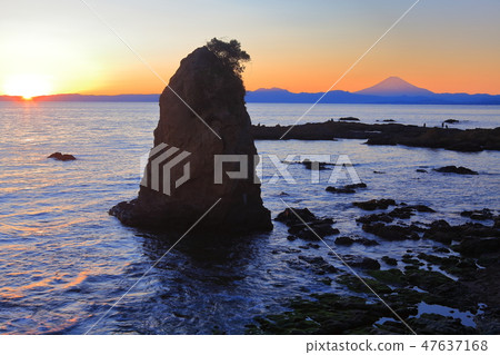 [神奈川縣]立石海岸的富士夜景 47637168