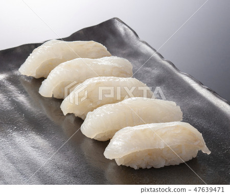 Castle Kure's handful sushi 47639471