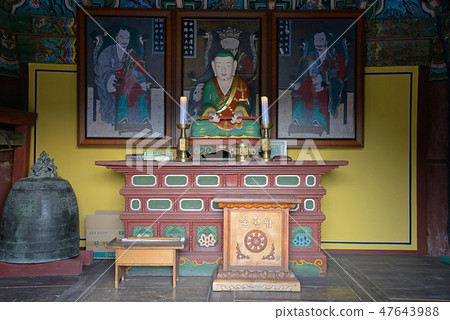 Shinreuksa temple Shinreuksa temple 47643988