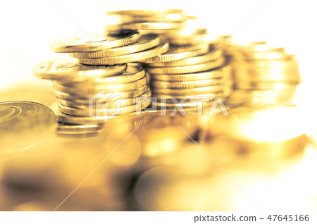 Stack of coins macro. Rows of coins for finance and banking concept. Economy trends background. 47645166