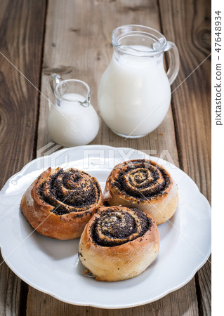Cinnamon rolls Cinnamon rolls 47648934