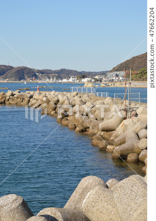 Tetra pot of Hayama fishing port Tetra pot of Hayama fishing port 47662204