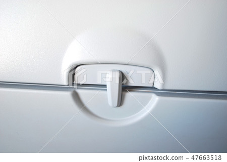 機上表 機上表 47663518