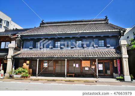 高岡市山鎮鎮 47663979