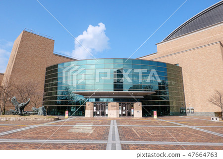 福岡市綜合圖書館 47664763