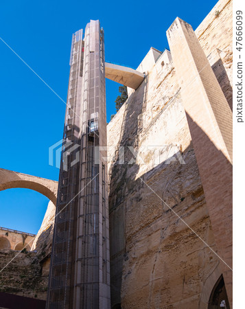 Barrakka Lift and Upper Barrakka Gardens in Valletta, Malta Barrakka Lift and Upper Barrakka Gardens in Valletta, Malta 47666099