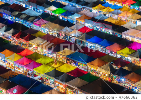 Train Market Train Market 47666362