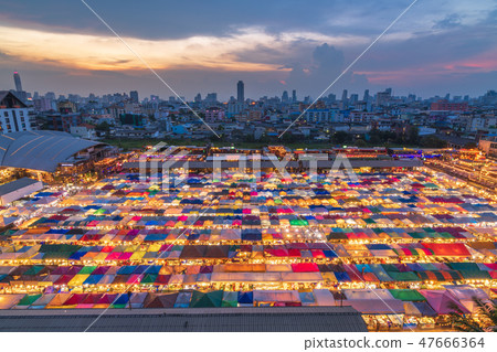 Train Market Train Market 47666364