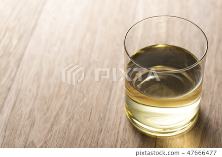 Taste to the glass 47666477