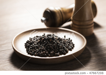 黑胡椒 47667208