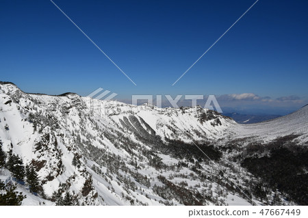 黑山 黑山 47667449